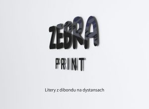 Litery z dibondu na dystansach